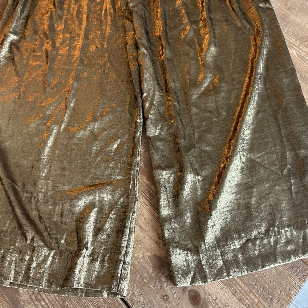 Dylanlex Metallic Wide-Leg Pants in Gold - Picture 11 of 11